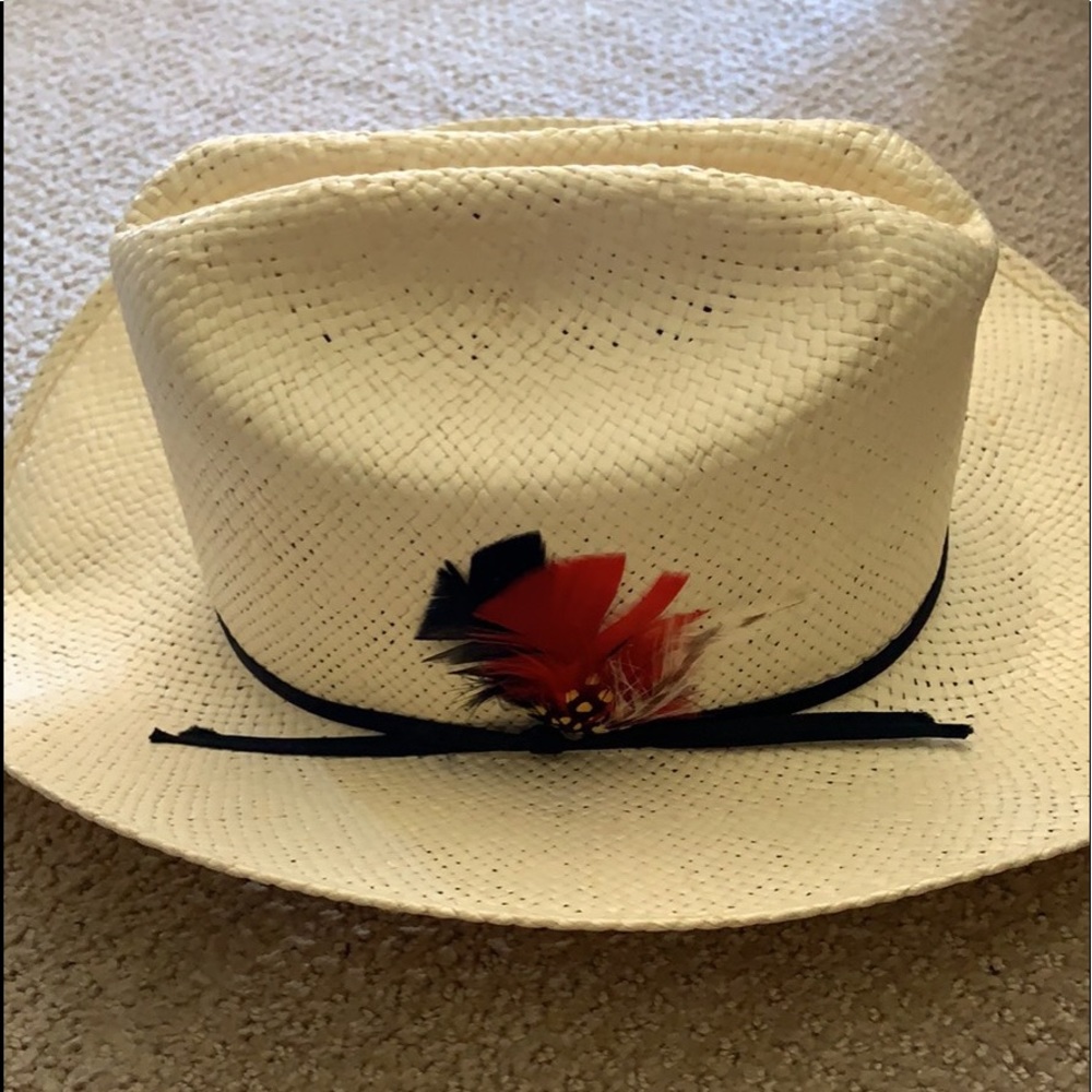 Like new Baileys U-roll it cowboy hat!